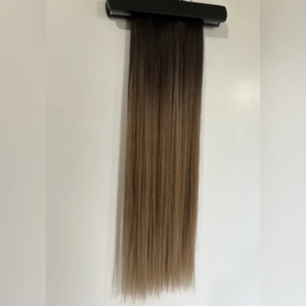 Human hair blend Dirty Blonde Ombre Straight hair Clip in Extensions